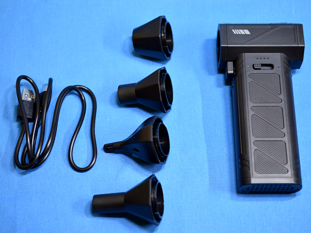 エアダスター 電気シェーバー 内容物 ケーブル アタッチメント